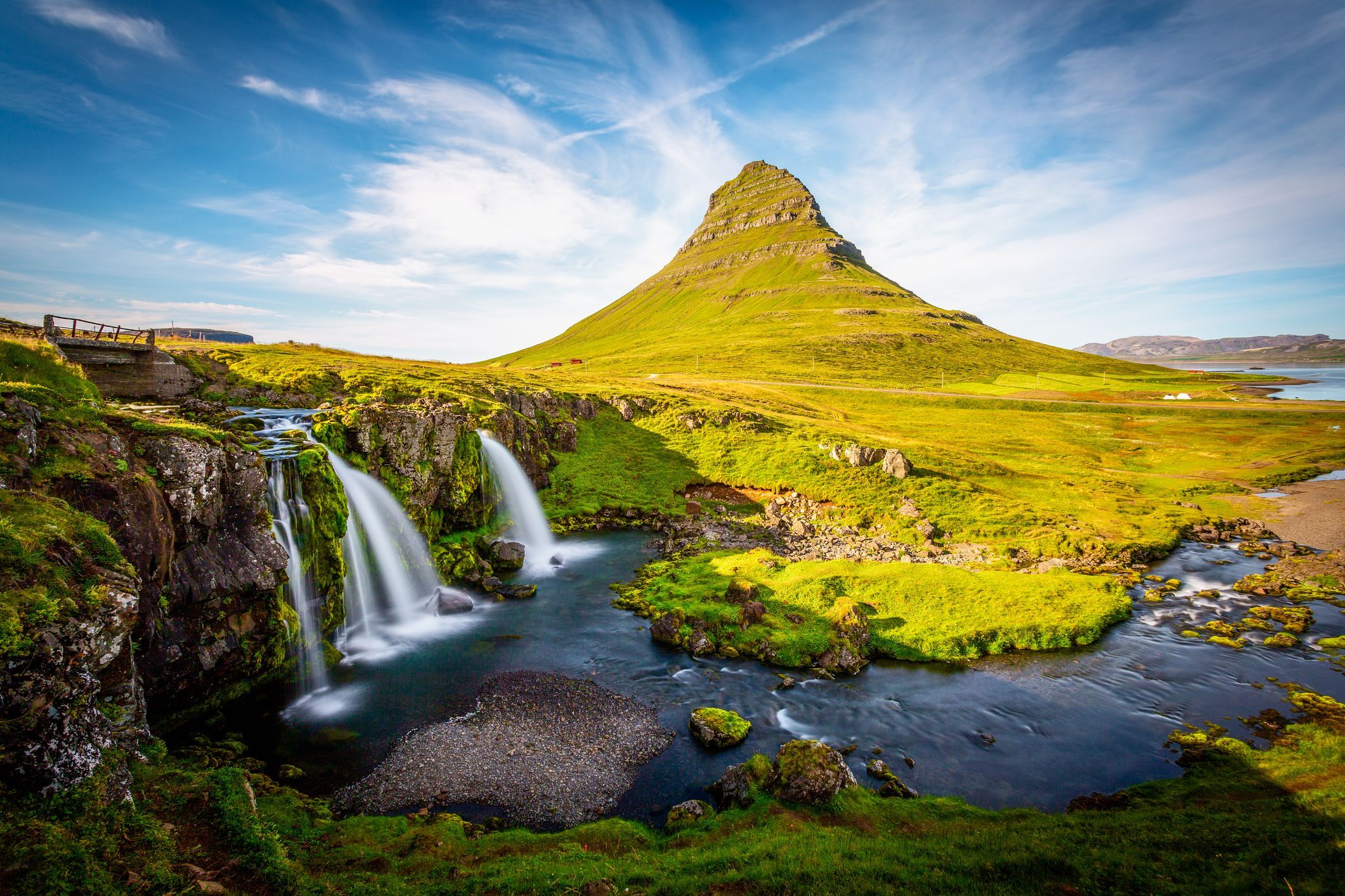 Travel the World: Iceland!