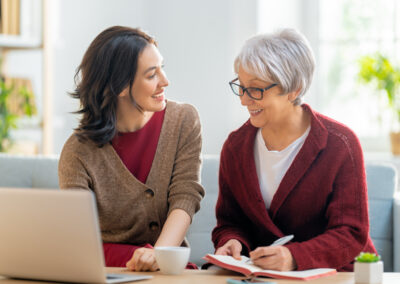 6 Ways to Make the Transition to Personal Care Easier for Someone You Love
